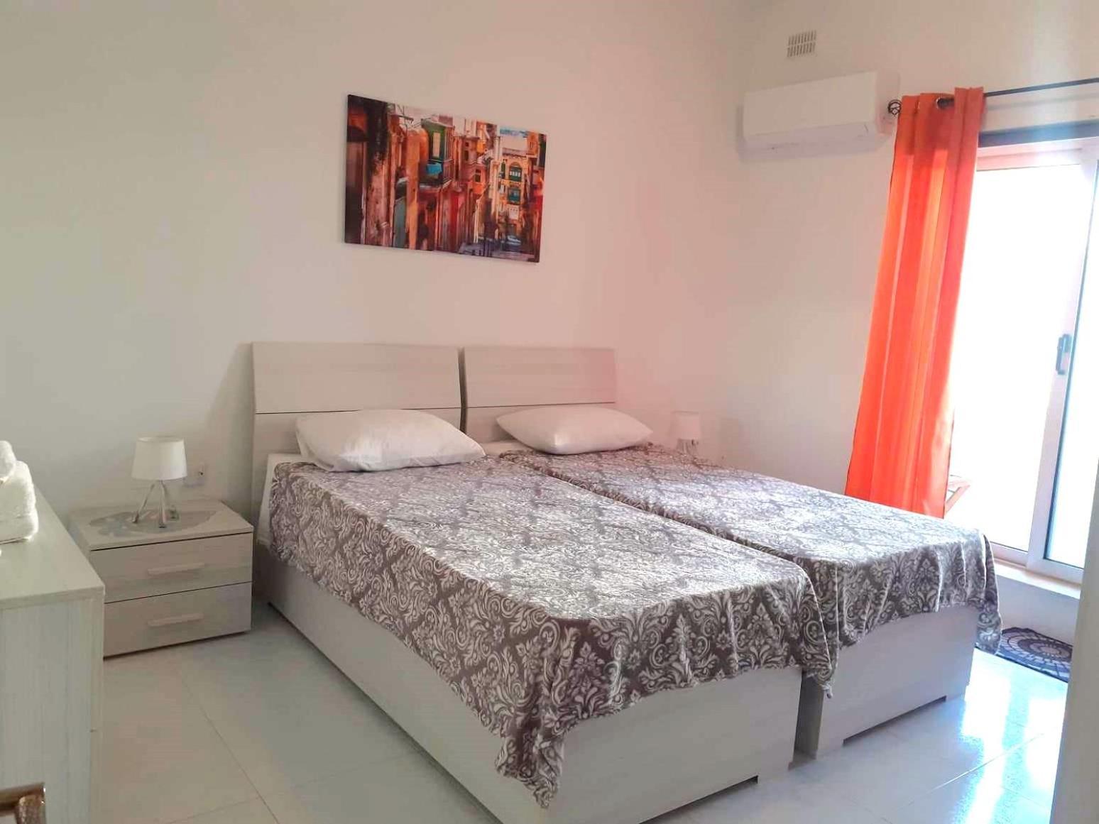 Nr41 Holiday Apartment - Close To Village Centre, Promenade, Shops & Restaurants Marsaxlokk Esterno foto