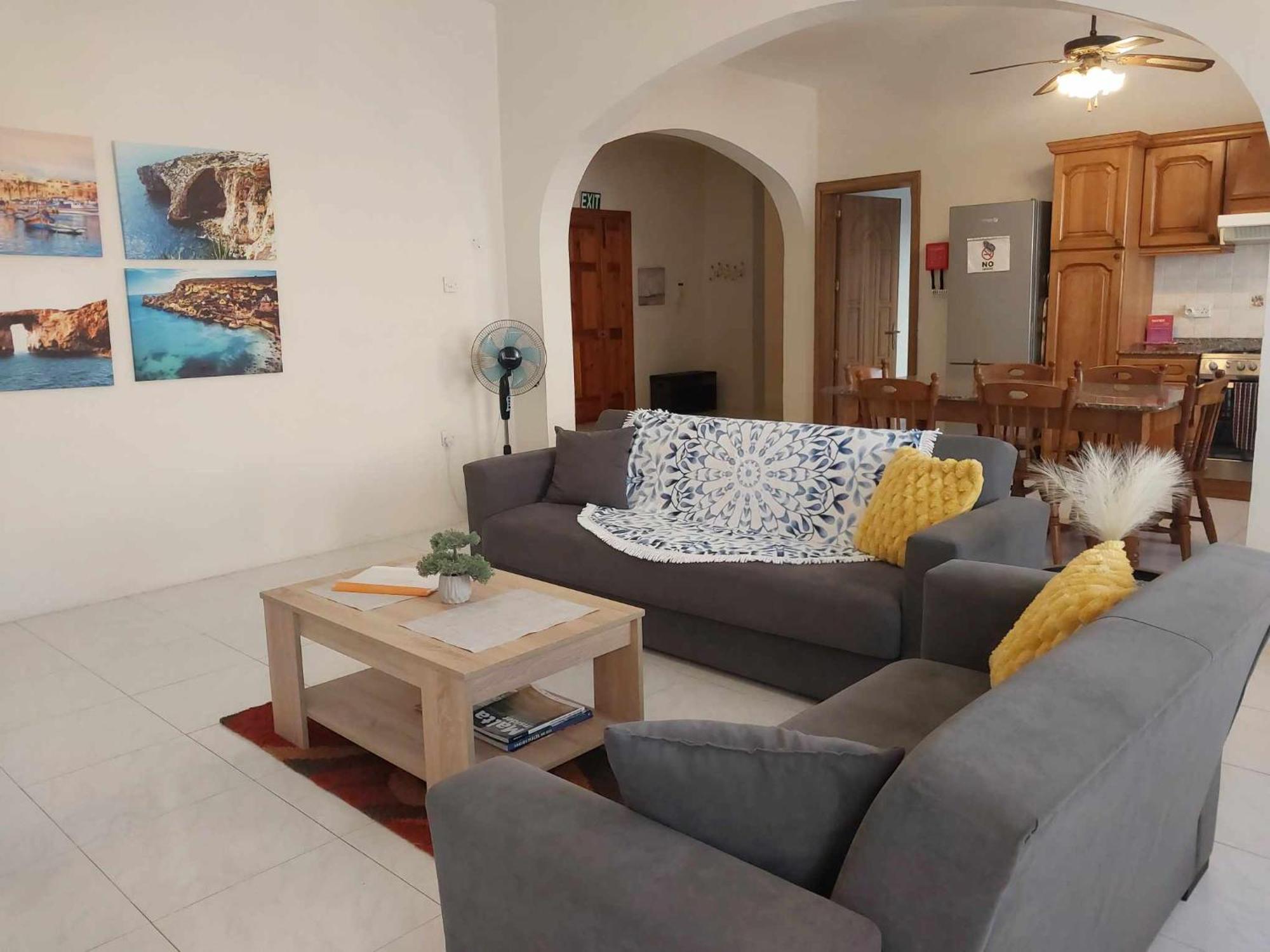 Nr41 Holiday Apartment - Close To Village Centre, Promenade, Shops & Restaurants Marsaxlokk Esterno foto