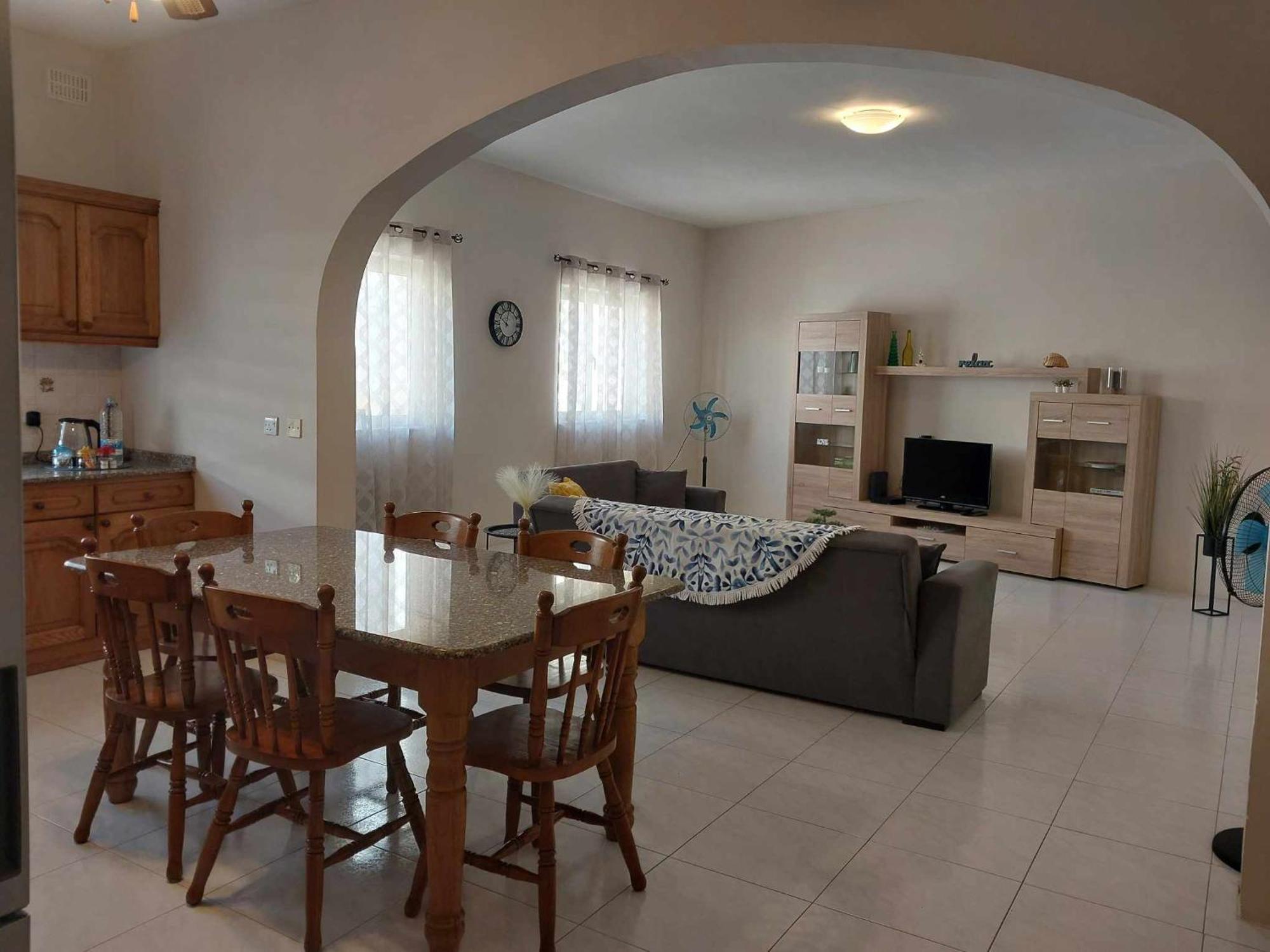 Nr41 Holiday Apartment - Close To Village Centre, Promenade, Shops & Restaurants Marsaxlokk Esterno foto